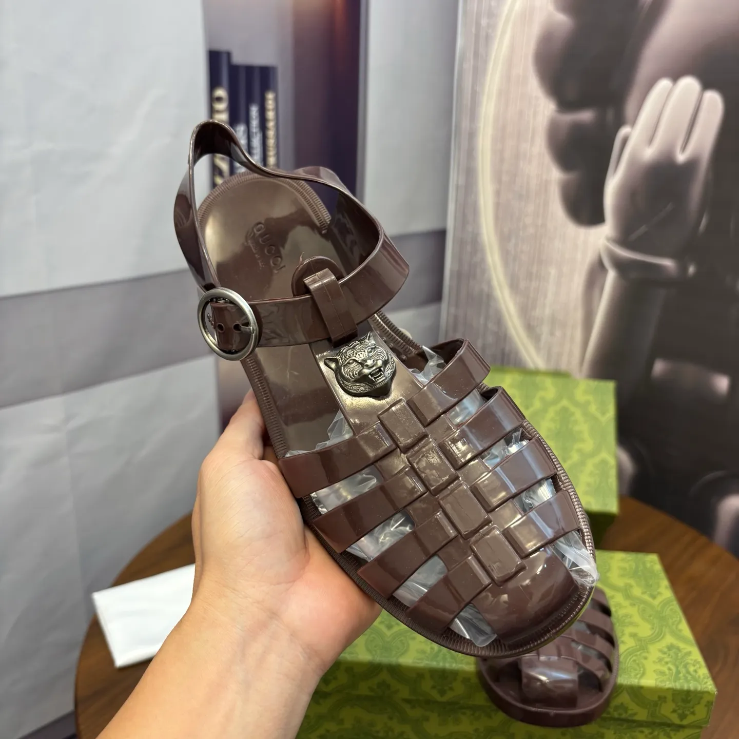 Men's shoes: 260💰[Gucci] sandals, counter quality, top-quality original items, real photos! Original T men's shoes 💰PU material, fine workmanship, comfortable; genuine 1:1 replica Size: 36 ~ 46
